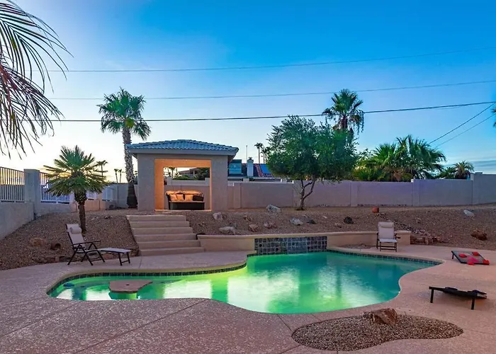 Dom wakacyjny Style Living W/ Pool, Spa, Games