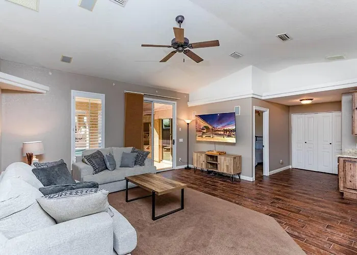 Style Living W/ Pool, Spa, Games Lake Havasu City