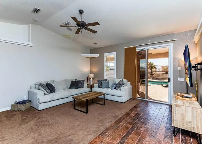 Ferienhaus Style Living W/ Pool, Spa, Games Lake Havasu City